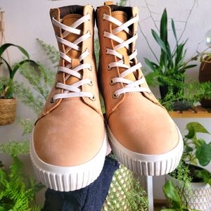 Timberland Size 8 Skyla Bay Boot